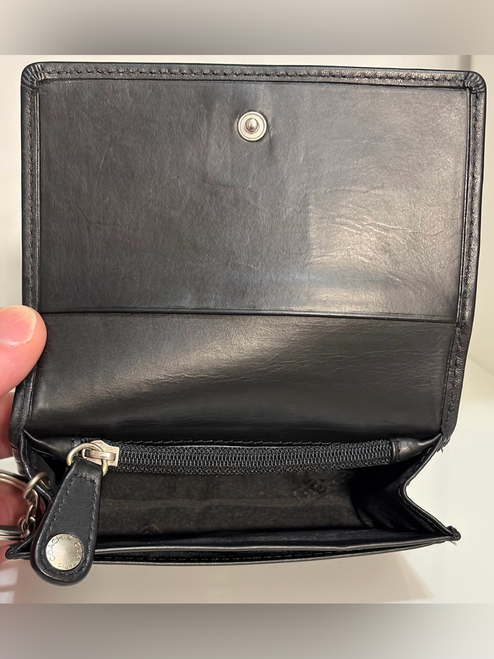 Vintage Coach Bedford Purse Wallet in Black Leather with Key Ring & Snap Closure - Picture 11 of 14